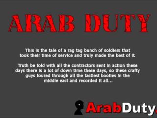 Arab dievky sneaked v pre soldiers