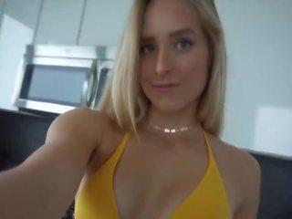 Trying on 19 swimsuits, mugt bing ulylar uçin clip video 4d
