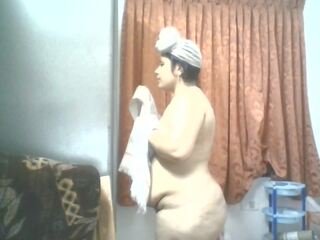 Mallu Bhabi Nude film