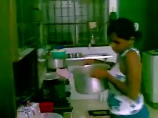 Chennai köögis täiskasvanud video