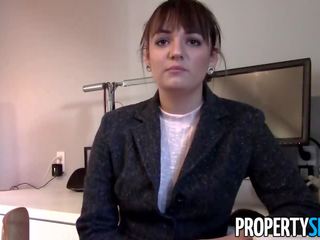 Șarlotă vorbit în procesul de luare a sex video