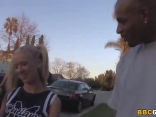 Kaylee Hilton Tries Interracial xxx video And Anal
