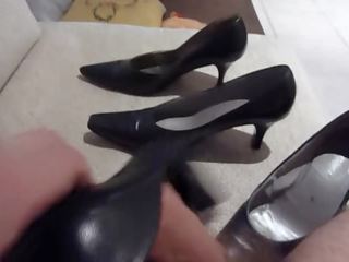Fucking and cumming wifes high heel shoes