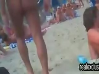 Δημόσιο γυμνός/ή παραλία ερωτύλος x βαθμολογήθηκε ταινία vid σε καλοκαίρι 2015