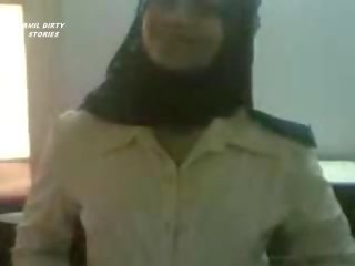Smashing amateur arab teenager strip and dance on webcam