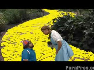 Dorothy ass Bounces With the Witch!